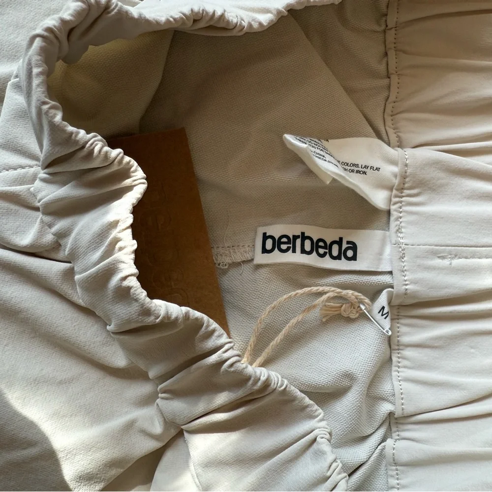 Garmentory Berbeda minimal Active Tech shorts size medium